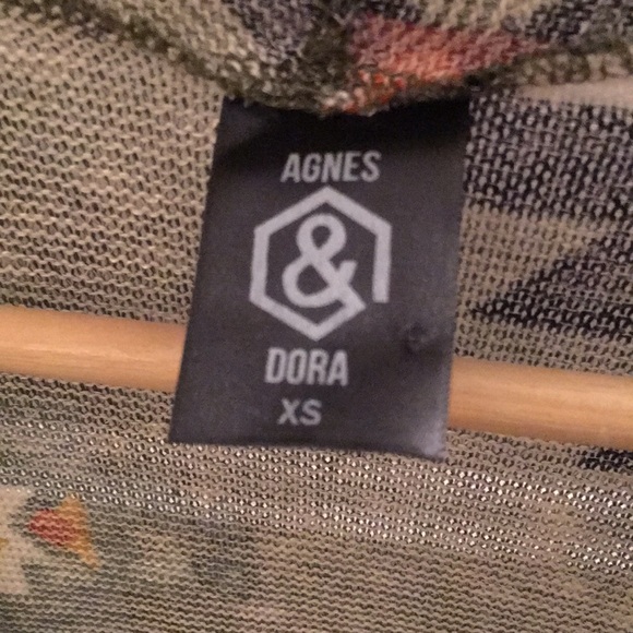 Agnes & Dora Aztec Print Sweater - Picture 4 of 5